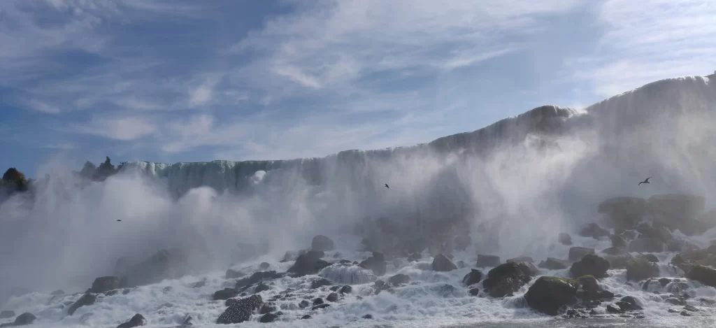 The niagara falls photographed from up closed